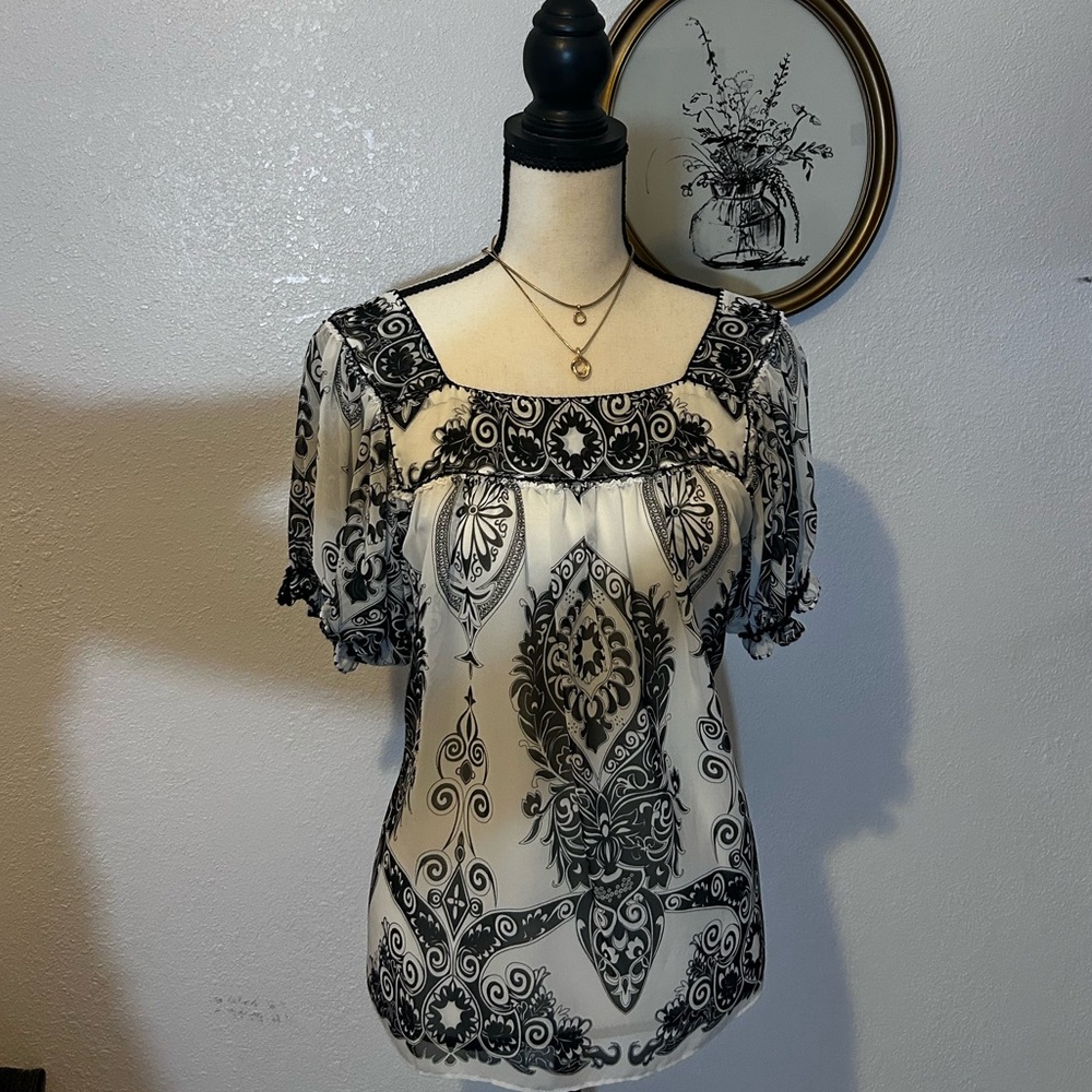 Beige by eci Black and White Patterned Blouse